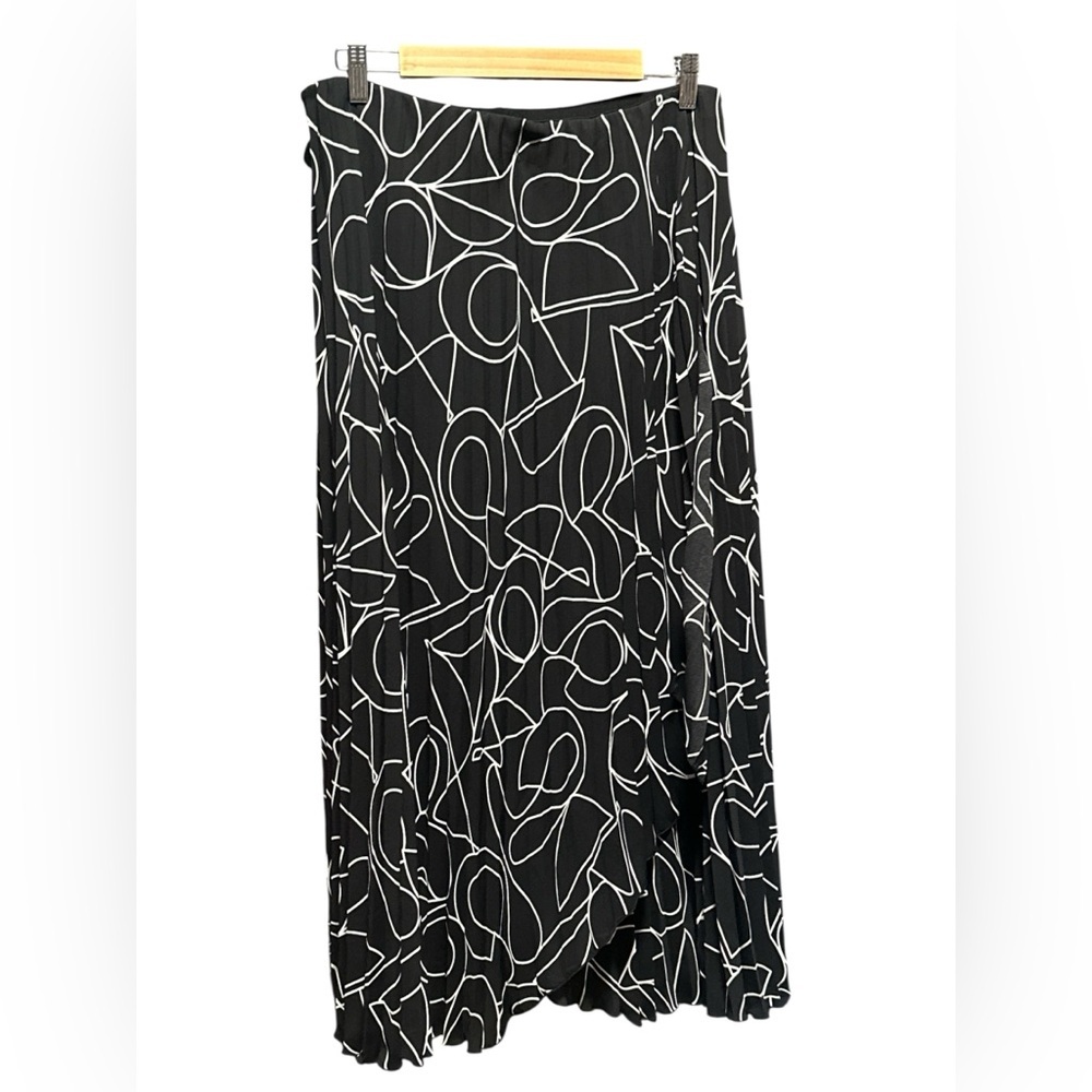 City Chic Monochrome Graphic A-Line‎ Skirt, NWT